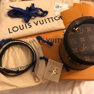 Louis Vuitton Monogram Reverse Canvas Black Cannes Purse